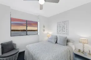 Waterfront Penthouse with heated jacuzzi and private rooftop terrace - Image 5