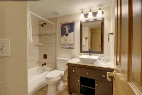 75 Corinthian 3Br 3Ba - Image 3