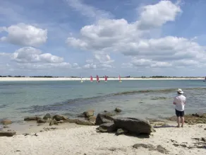 Landsiden ved havet. Landskabet ved havet i et moderne hus. - Image 3