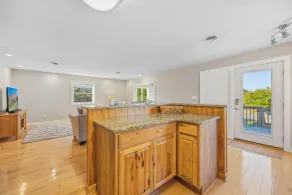Ny på VRBO-charmerende sommerhus ved havet, HotTub, screenet veranda + let adgang til stranden - Image 2