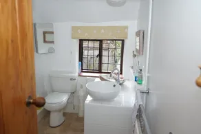 Historic 2bed - Traditional Countryside Retreat - Image 5