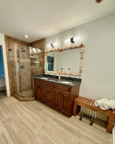 Pelican House Royal Harbor on Naples Bay - Image 3