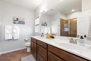 3BD, 2BA Home w/Hot Tub - Image 2