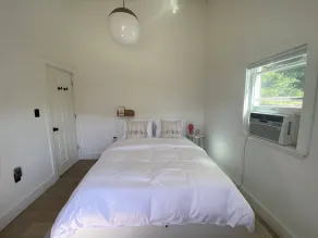 Modern Cottage with Private Pond, Spa and Views - Image 5