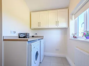 3 bedroom accommodation in Cambridge, near Lower Cam - Image 3