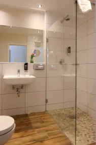 Double Room - Gut Moschenhof Hotel - Image 3