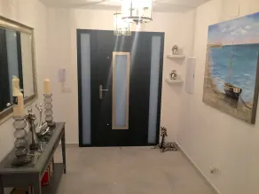 Lukket villa med større end gennemsnitlig privat pool og dejlig udsigt i Javea - Image 2