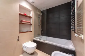 Luxury Beachfront Apartment - Image 3