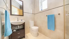 Villa with BBQ and heatable pool in Armação de Pêra - Image 4