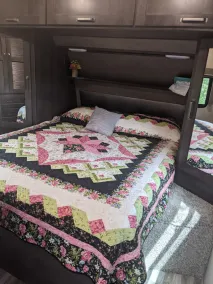 Dakota 29ft RV @EvansCliff w / Hot Tub sur le pont, magnifique Canyon Overlook! - Image 2