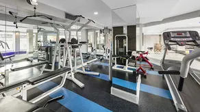 Adelaide North tce penthouse - Image 2