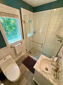Amagansett Home, Newly renovated - Image 4