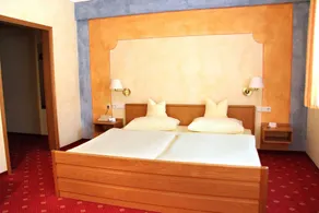 Triple - Hôtel-Garni Goldener Schwan - Image 5