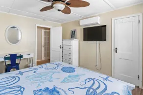 Beach Home in Ocean Beach Fire Island - Image 5