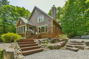 Le Chalet du Lac Vert - Saint-Adolphe-d'Howard - SPA, Fireplace, Lake Access - Image 4
