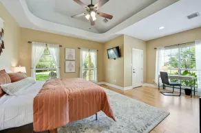 Game room, 16 Beds, Pool, Hot tub, 12 min to Downtown - Image 3