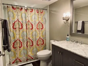 Beautifully Remodeled Master Suite with private entrance - Image 2