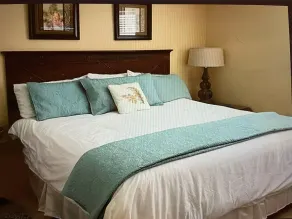 AV23-Beach/Ocean Front 2 Bed & 2 Bath Condo with Pool - Image 5