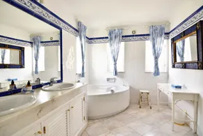 Luxury villa with private pool, seaview, 2300qm - Image 2