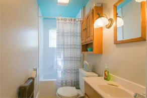 Right on the Cape Cod Canal and bike path! - Image 4