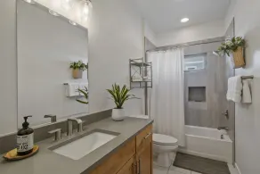 A/C, Hot Tub, Fire Pit, Fenced Yard, Pet Friendly! - Image 4