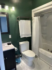 Chapel Suites - King Suite - Image 3