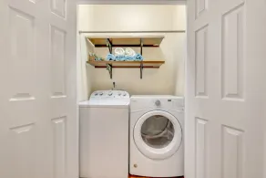 1 Bd/1 Ba 1st responders/Corp travel, Private,Safe - Image 2