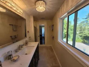 HILL TOP PARADISE WITH LAKE VIEW AND LAKE ACCESS  - Image 4