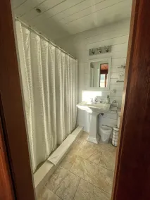 Shoreby Hill / Village - Jamestown Cottage, nær Newport, RI og strande - Image 3