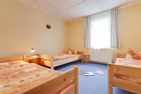 Maison de vacances directement dans la station balnéaire de la mer Baltique à Zingst - Maison de vacances avec cheminée et terrasse 5 Pers. - Image 3