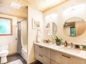 Church Mountain Chalet | Hot Tub & Pool - Image 3