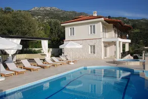 Luxury secluded five bedroom Villa  Heated Pool Jacuzzi, Unobstructed views - Image 5