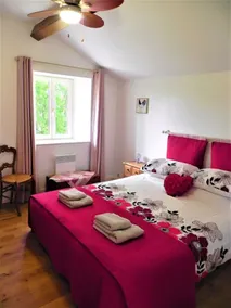 A tranquil setting with beautiful views - Image 3