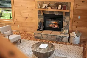 Cabin on the Ridge - Image 4