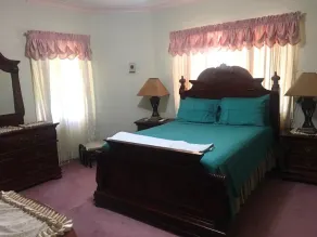 Welcome To Your Peaceful Getaway Near The Beach & Mountainside - Image 4
