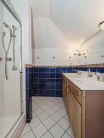 Historic 3-Bedroom 2-Full Baths Victorian Home Fully Furnished in Prime Location - Image 3