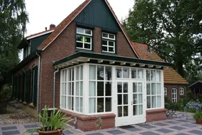 casa espaçosa, 4-6 pessoas, sauna, jardim de Inverno, jardim, banheiro de luxo - Image 4