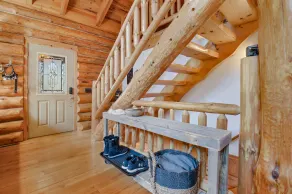 LodgeLife Springbrook - Unwind in Nature Lux Log Cabin in the Heart of Adventure - Image 3