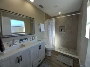 GolfFront 4 Bed/3Bath Renovated Pool Home Sleeps14 - Image 4