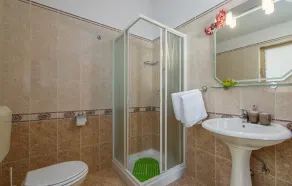 Cottage Nilda with Terrace - Image 3