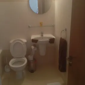 Luxury 1 bedroom apartment (sleeps 4) with shared pool - Image 4