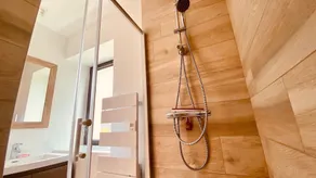 Charmerende fuldt renoveret hus med havudsigt på 220 m² - Image 5