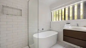 POOL - PET FRIENDLY - HINTERLAND VIEWS - Image 3
