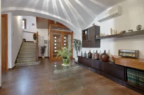 Village house with 4 bedrooms - Image 3