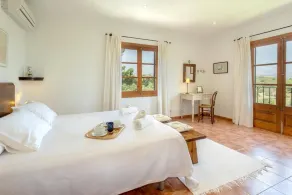 Villa in Alcudia with passion and care in every detail by Renthousing - Image 5