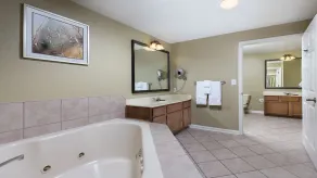 Smoky Mountains 1 Bedroom Deluxe - Image 4