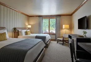 Luxury 2BR residence at The Sebastian in Vail Village - pool, spa, walk to lift! - Image 3