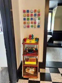 Cool, Retro Getaway in Heart of Downtown - Image 2