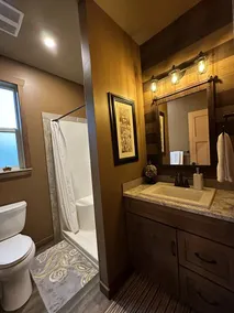 Unit #3 | Peaceful & Romantic Harrison Chalet Suites - Image 4
