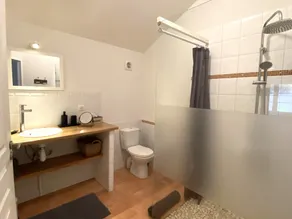 Gîte à 30 mn de Bordeaux, au sein d'un parc arboré et piscine - Image 4